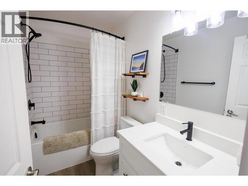 4638 Graham Avenue, Terrace, BC - Indoor Photo Showing Bathroom