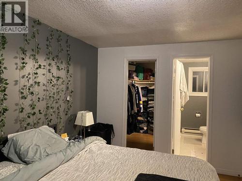 6351 Highland Crescent, 100 Mile House, BC - Indoor Photo Showing Bedroom