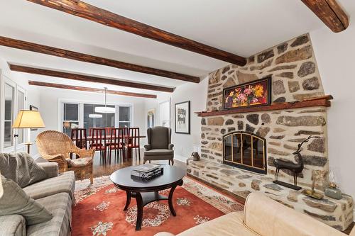 Living room - 692 Rue Main, Hudson, QC - Indoor Photo Showing Living Room With Fireplace