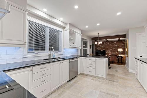 Kitchen - 692 Rue Main, Hudson, QC - Indoor Photo Showing Kitchen With Upgraded Kitchen