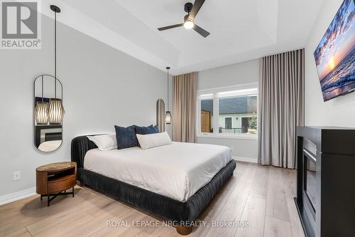 93 - 154 Port Robinson Road, Pelham (Fonthill), ON - Indoor Photo Showing Bedroom