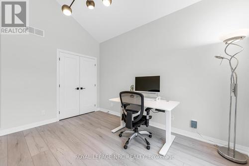 93 - 154 Port Robinson Road, Pelham (Fonthill), ON - Indoor Photo Showing Office