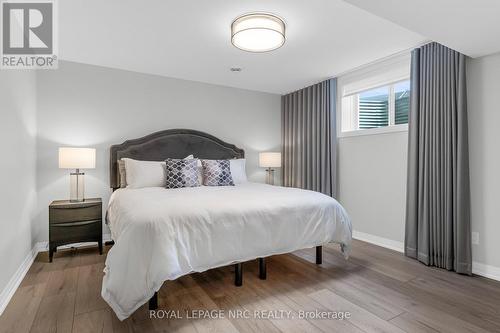 93 - 154 Port Robinson Road, Pelham (Fonthill), ON - Indoor Photo Showing Bedroom