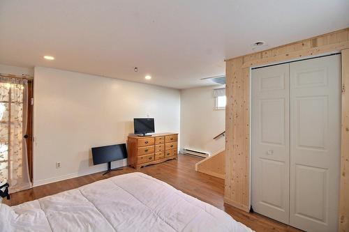Chambre à coucher principale - 810  - 814 Rue De L'Harricana, Malartic, QC - Indoor Photo Showing Bedroom