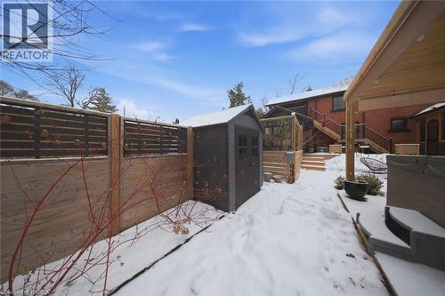 37 Elm Street, Brantford, ON - Outdoor