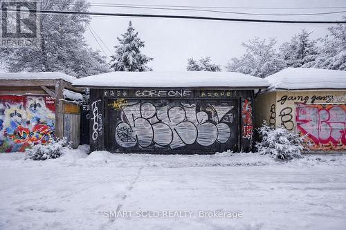 555 Markham Street, Toronto, ON - Outdoor