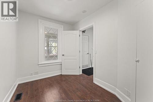 414 Parent Avenue, Windsor, ON - Indoor Photo Showing Other Room