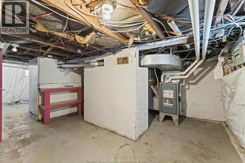 414 Parent Avenue, Windsor, ON - Indoor Photo Showing Basement