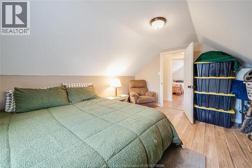 15 Smith Avenue, Leamington, ON - Indoor Photo Showing Bedroom