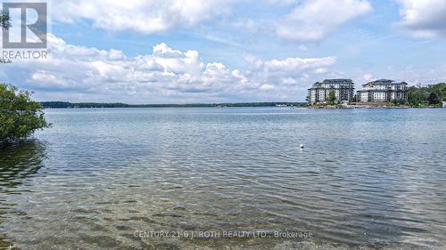 Lake Simcoe with access to Trent Severn Waterway - 204 - 43 Creighton Street, Ramara, ON - Outdoor With Body Of Water With View