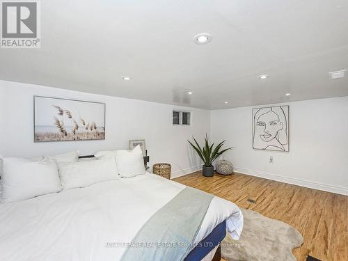 135 Bernice Crescent, Toronto, ON - Indoor Photo Showing Bedroom