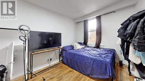 337 Perth Avenue, Toronto, ON - Indoor Photo Showing Bedroom