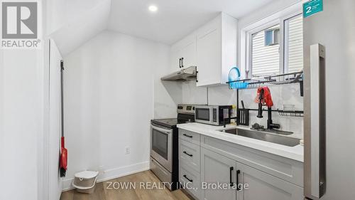 26 Metcalfe Street, Quinte West, ON - Indoor