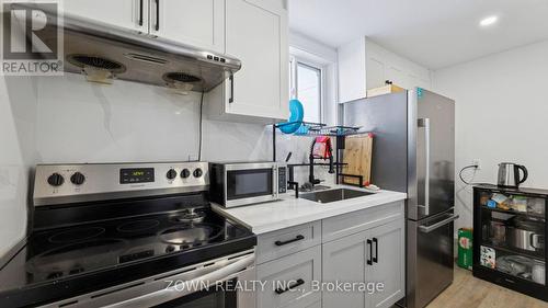 26 Metcalfe Street, Quinte West, ON - Indoor Photo Showing Kitchen