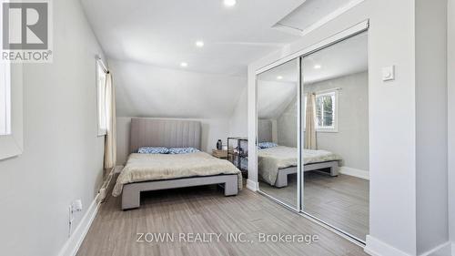 26 Metcalfe Street, Quinte West, ON - Indoor Photo Showing Bedroom