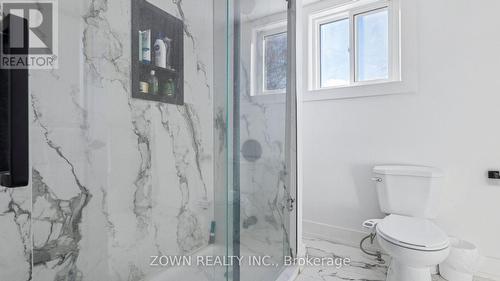 26 Metcalfe Street, Quinte West, ON - Indoor Photo Showing Bathroom