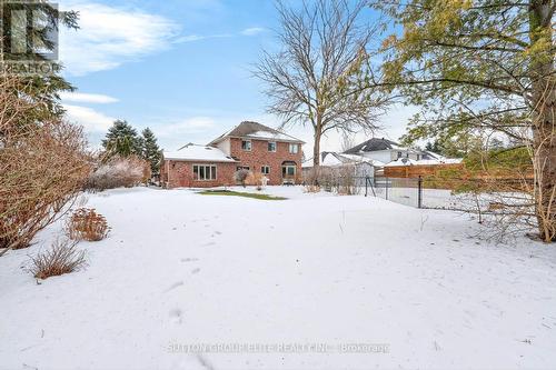 11 Elderberry Lane, Hamilton, ON - Outdoor