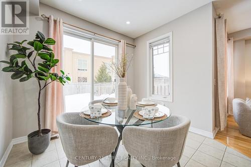 135 Windrow Street, Richmond Hill, ON - Indoor Photo Showing Dining Room