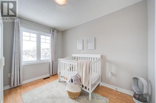 135 Windrow Street, Richmond Hill, ON - Indoor Photo Showing Bedroom