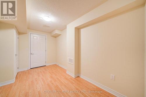 135 Windrow Street, Richmond Hill, ON - Indoor Photo Showing Other Room