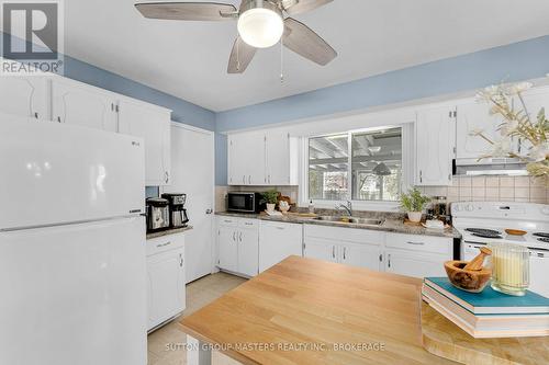 848 Allum Avenue, Kingston (South Of Taylor-Kidd Blvd), ON - Indoor Photo Showing Kitchen With Double Sink