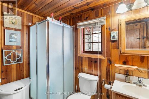 5303 Firelane 21, Port Colborne (Sherkston), ON - Indoor Photo Showing Bathroom