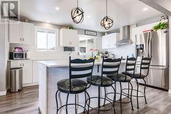 Oversized centre island - 