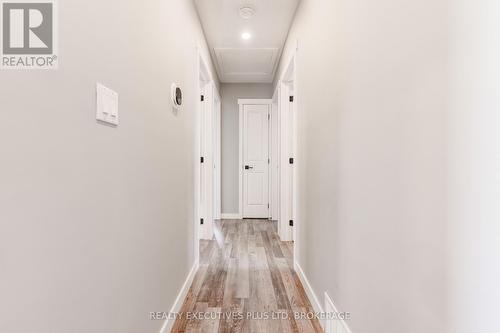 Hall to bedroom area - 363 Emerick Avenue, Fort Erie (Central), ON - Indoor Photo Showing Other Room