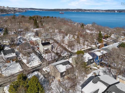 42 Pioneer Avenue, Halifax, NS 