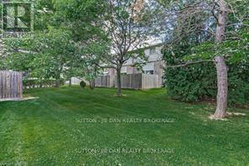 44 - 300 Sandringham Crescent, London South (South R), ON - Outdoor