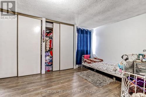 44 - 300 Sandringham Crescent, London South (South R), ON - Indoor