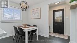 side entrance to driveway - 