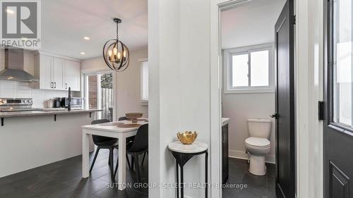 295 Admiral Drive, London East (East I), ON - Indoor Photo Showing Kitchen