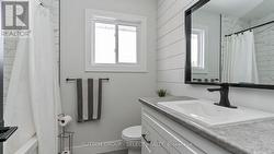 4-pc bath second floor - 