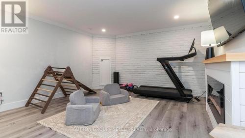 295 Admiral Drive, London East (East I), ON - Indoor With Fireplace