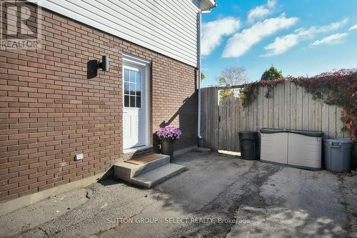 295 Admiral Drive, London East (East I), ON - Outdoor With Exterior
