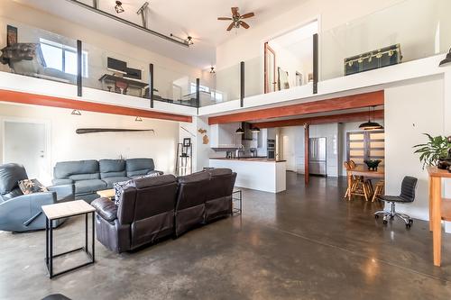 4142 99 N Road, Lillooet, BC - Indoor