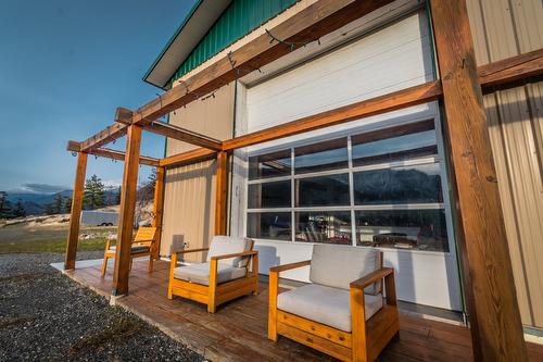 4142 99 N Road, Lillooet, BC - Indoor Photo Showing Other Room