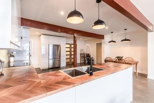 4142 99 N Road, Lillooet, BC - Indoor Photo Showing Kitchen With Double Sink