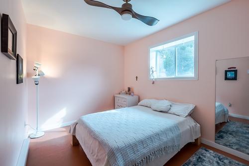 4142 99 N Road, Lillooet, BC - Indoor Photo Showing Bedroom