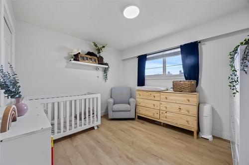 969 Ryan Place, Kamloops, BC - Indoor Photo Showing Bedroom