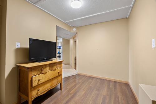 969 Ryan Place, Kamloops, BC - Indoor Photo Showing Other Room