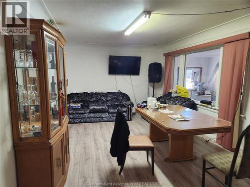 33 John Street, Chatham, ON - Indoor