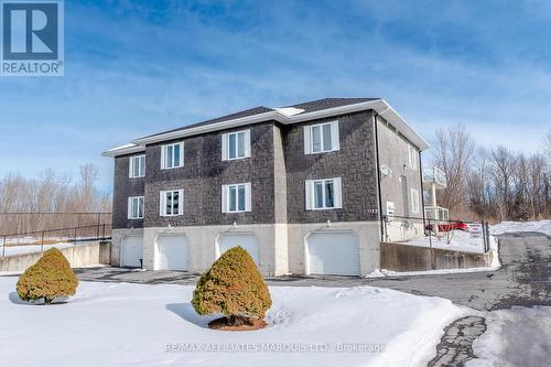 1133 Carleton Street, Cornwall, ON - Outdoor