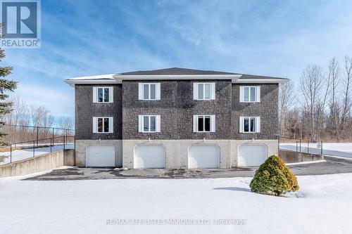 1133 Carleton Street, Cornwall, ON - Outdoor