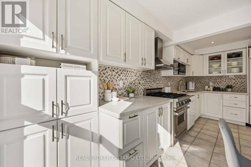 5 Remora Royal Way, Toronto, ON - Indoor Photo Showing Kitchen With Upgraded Kitchen