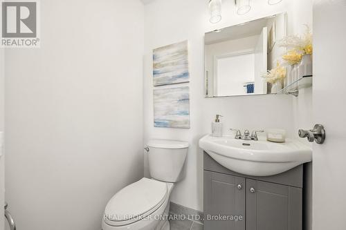 5 Remora Royal Way, Toronto, ON - Indoor Photo Showing Bathroom