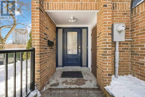 5 Remora Royal Way, Toronto, ON - Outdoor With Exterior