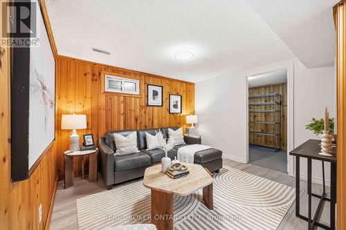 5 Remora Royal Way, Toronto, ON - Indoor Photo Showing Living Room