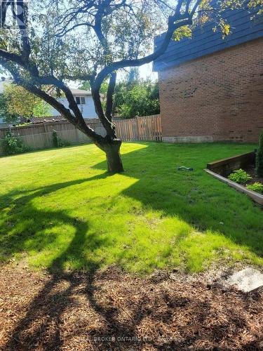 5 Remora Royal Way, Toronto, ON - Outdoor